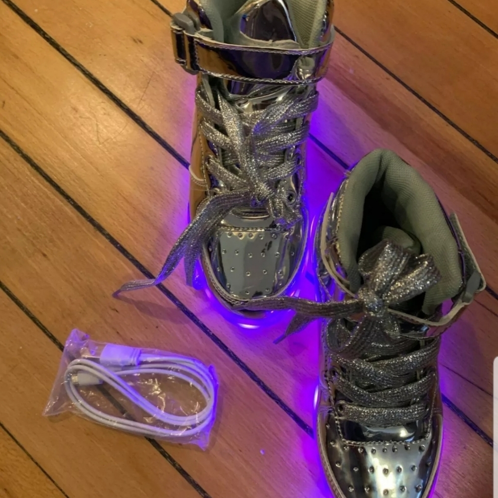 Girls USB LED Light Up Kids shoes US size 2